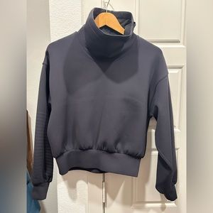 Lulu lemon height neck pullover